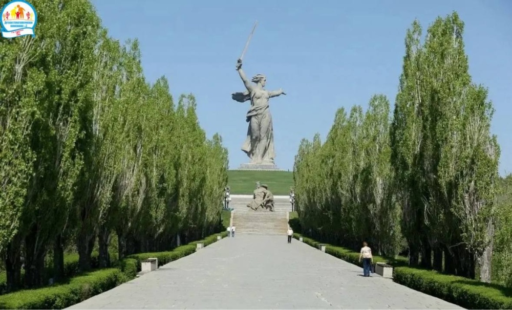 Великую страну делают обычные великие люди!